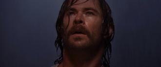 Zlý časy v El Royale (2018),Chris Hemsworth