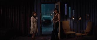 Zlý časy v El Royale (2018),Dakota Johnson,Cailee Spaeny